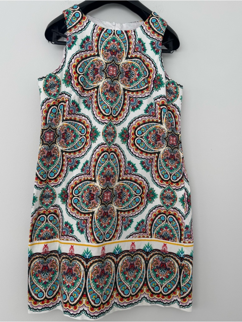 London Times Paisley Medallion Sheath Dress Size 12 Multi-Color Sleeveless Work